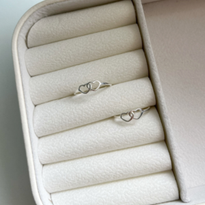 Anel de Prata Coração Duplo