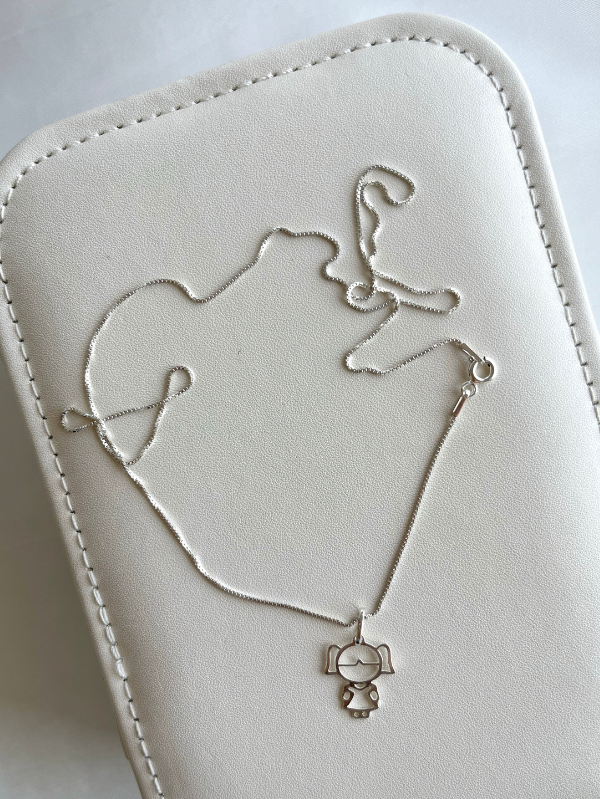 Colar de Prata Menina Vazado - Imagem 3