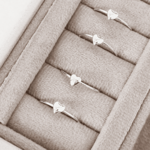 Anel de Prata Coração liso