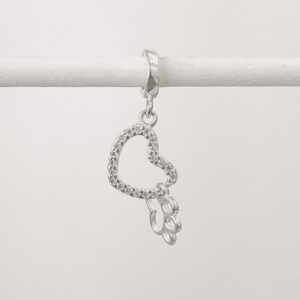 Berloque em Prata Coração Cravejado e Pata