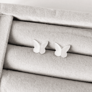 Brinco de Prata Borboleta 11mm