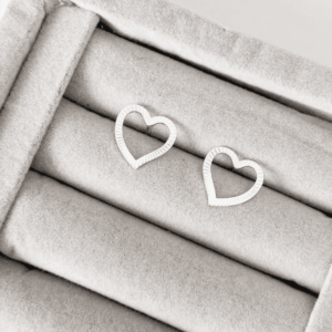 Brinco de Prata Coração Vazado