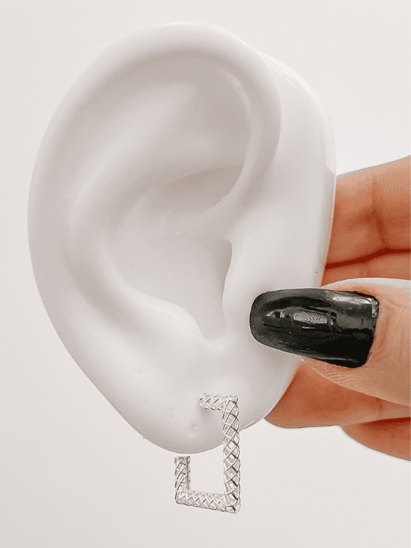 Argola de Prata Quadrada Renda Italiana 19mm - Imagem 2