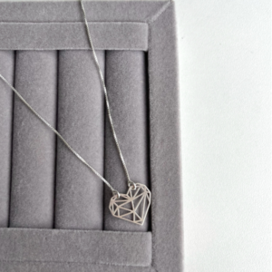 Colar de Prata Coração Geométrico